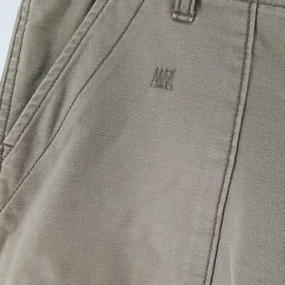 Roxy Jeans Capris Womens Size 5 Olive Green Zip Closure Front and Rear Pockets - Picture 5 of 10